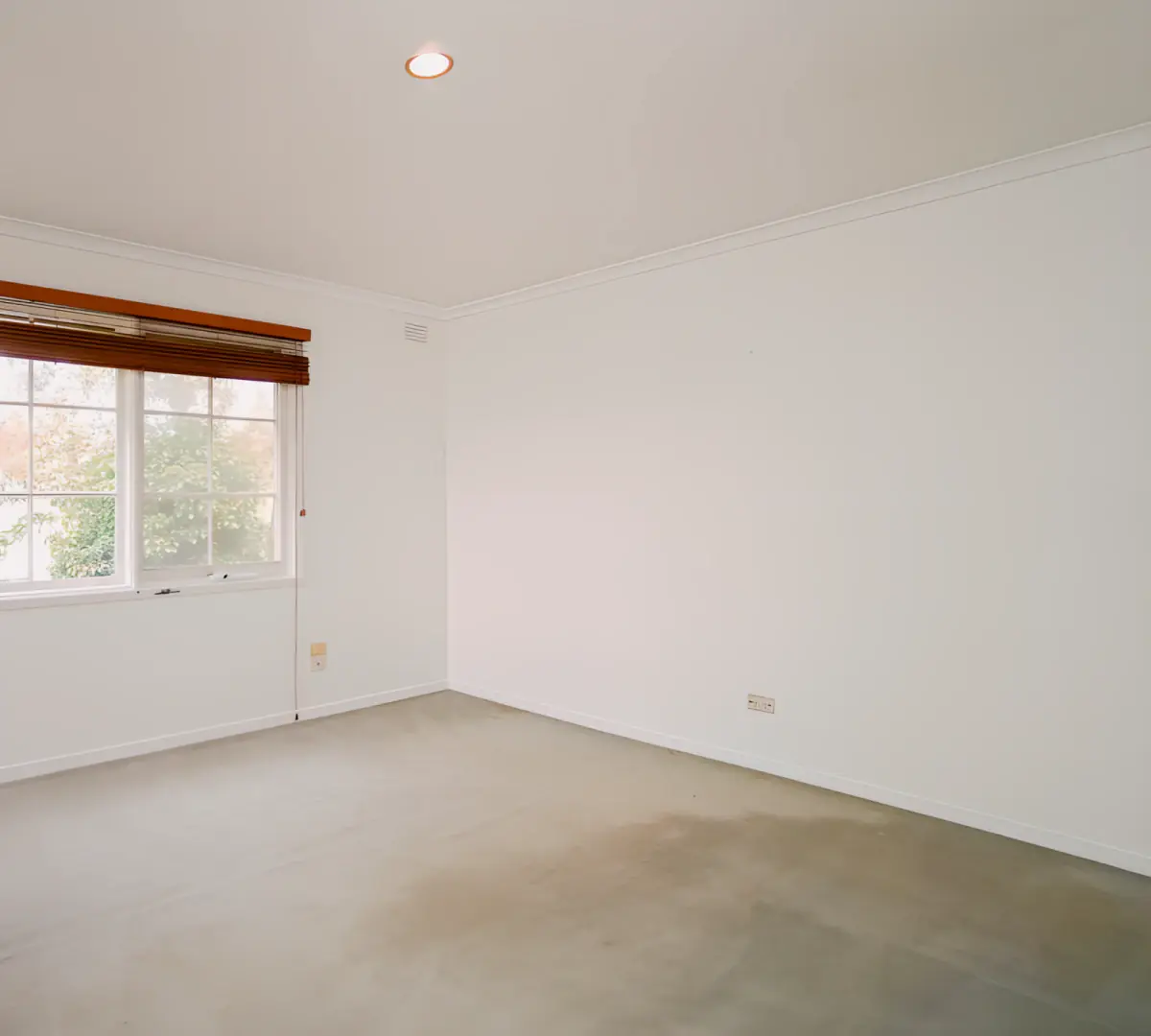 4 Rooms view 1