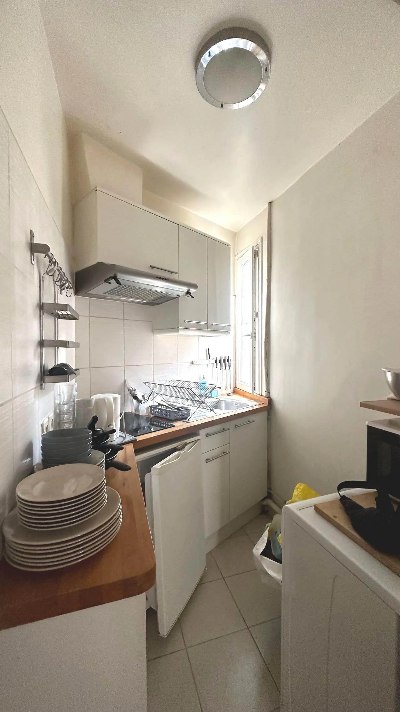 PARIS 11e·30m²·F2·Appartement·With furniture