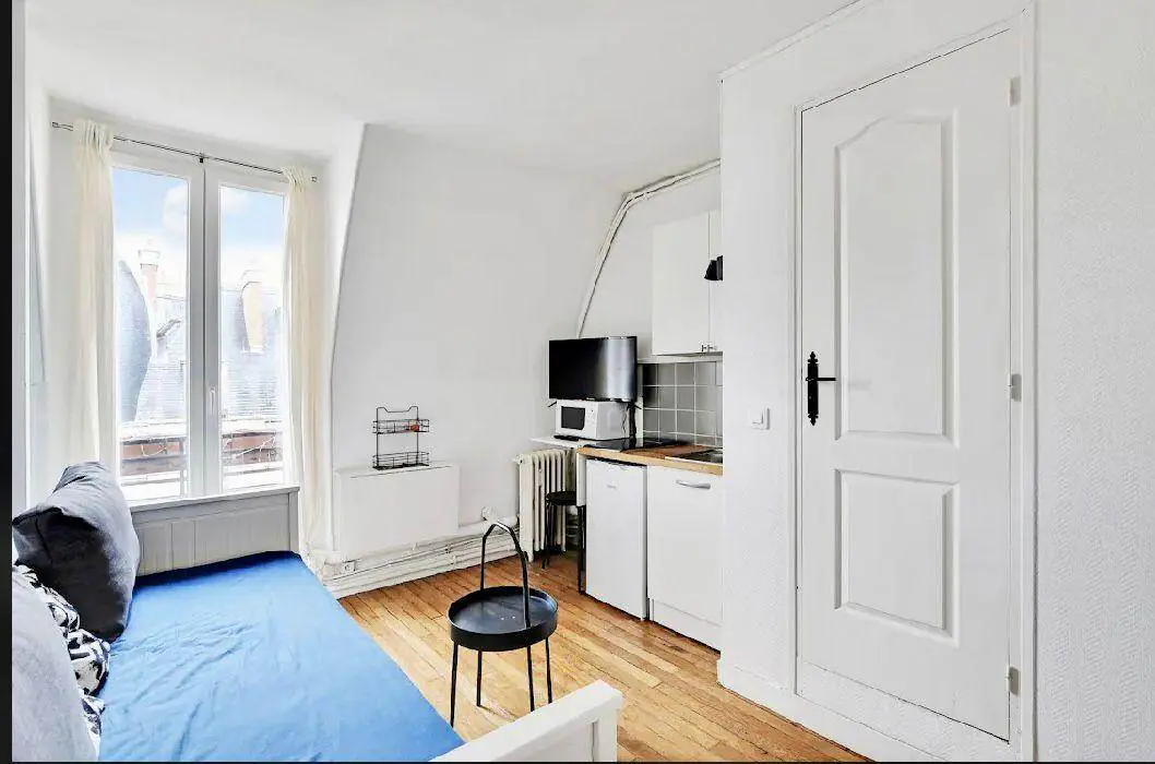 PARIS 16e·14m²·F1·Studio·With furniture