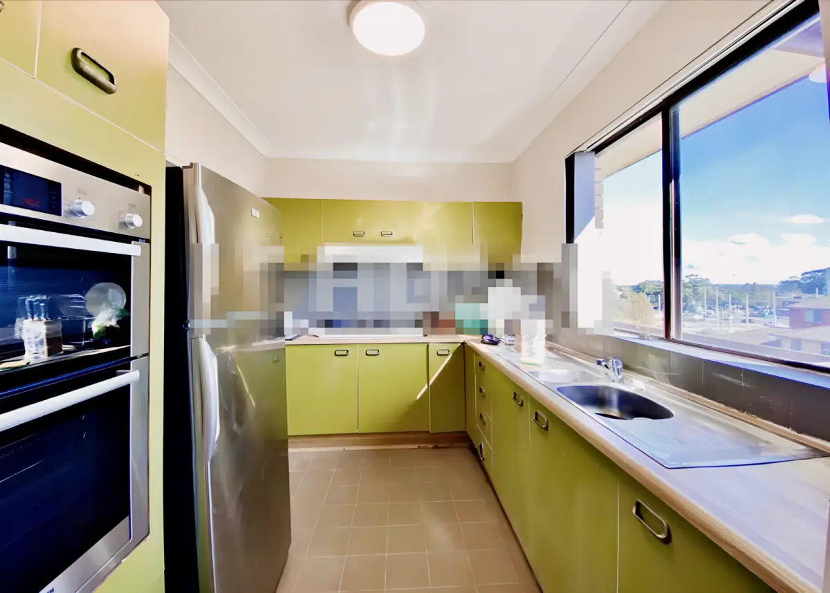 3 Rooms view 2