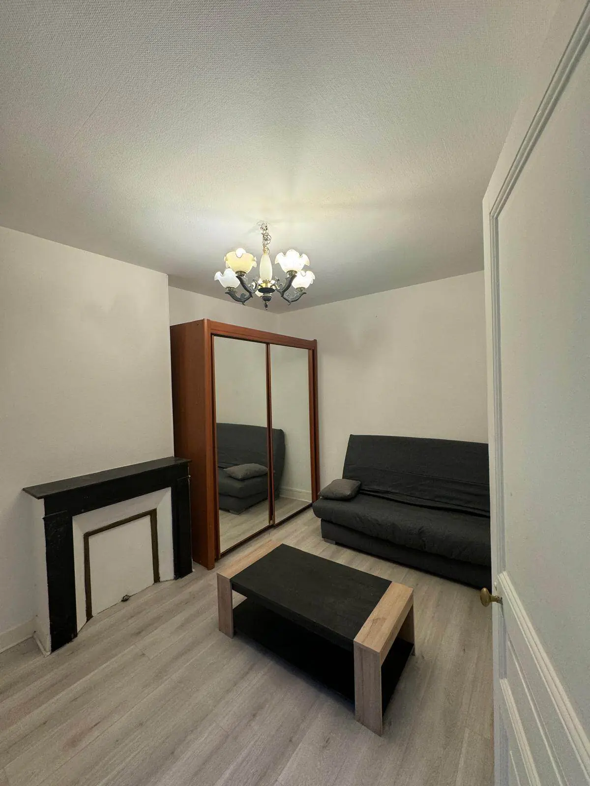 PARIS 17e·29m²·F2·AppartementNo furniture