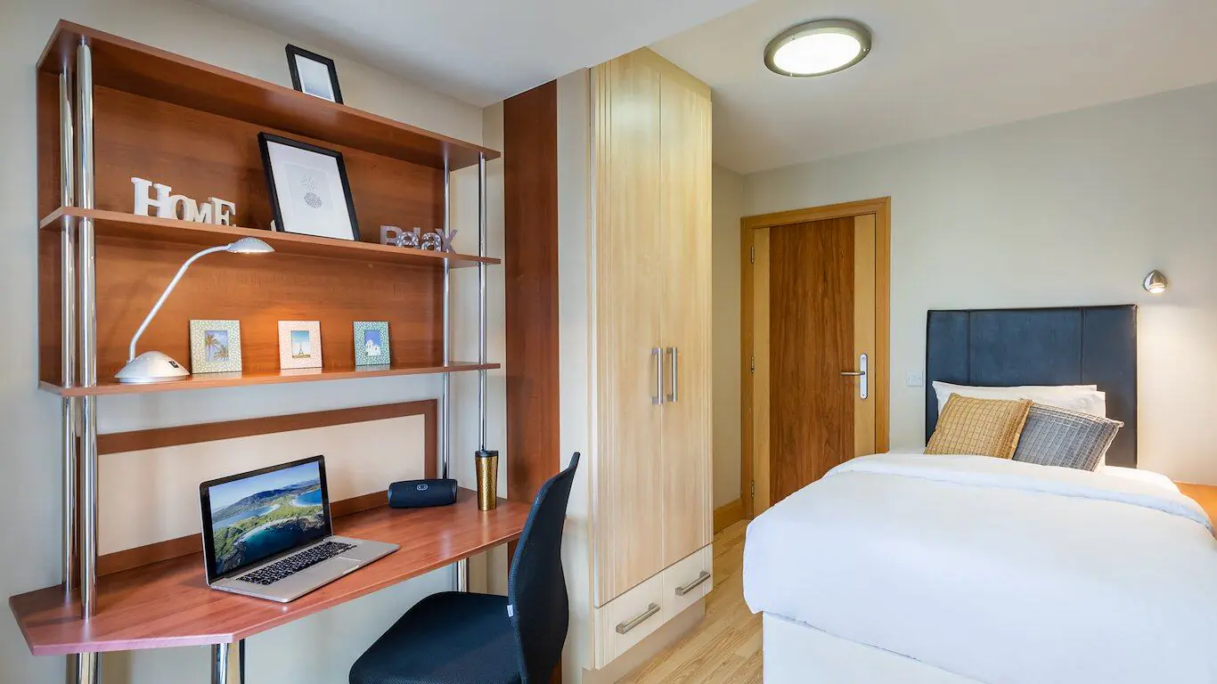 Shared Rooms view 1