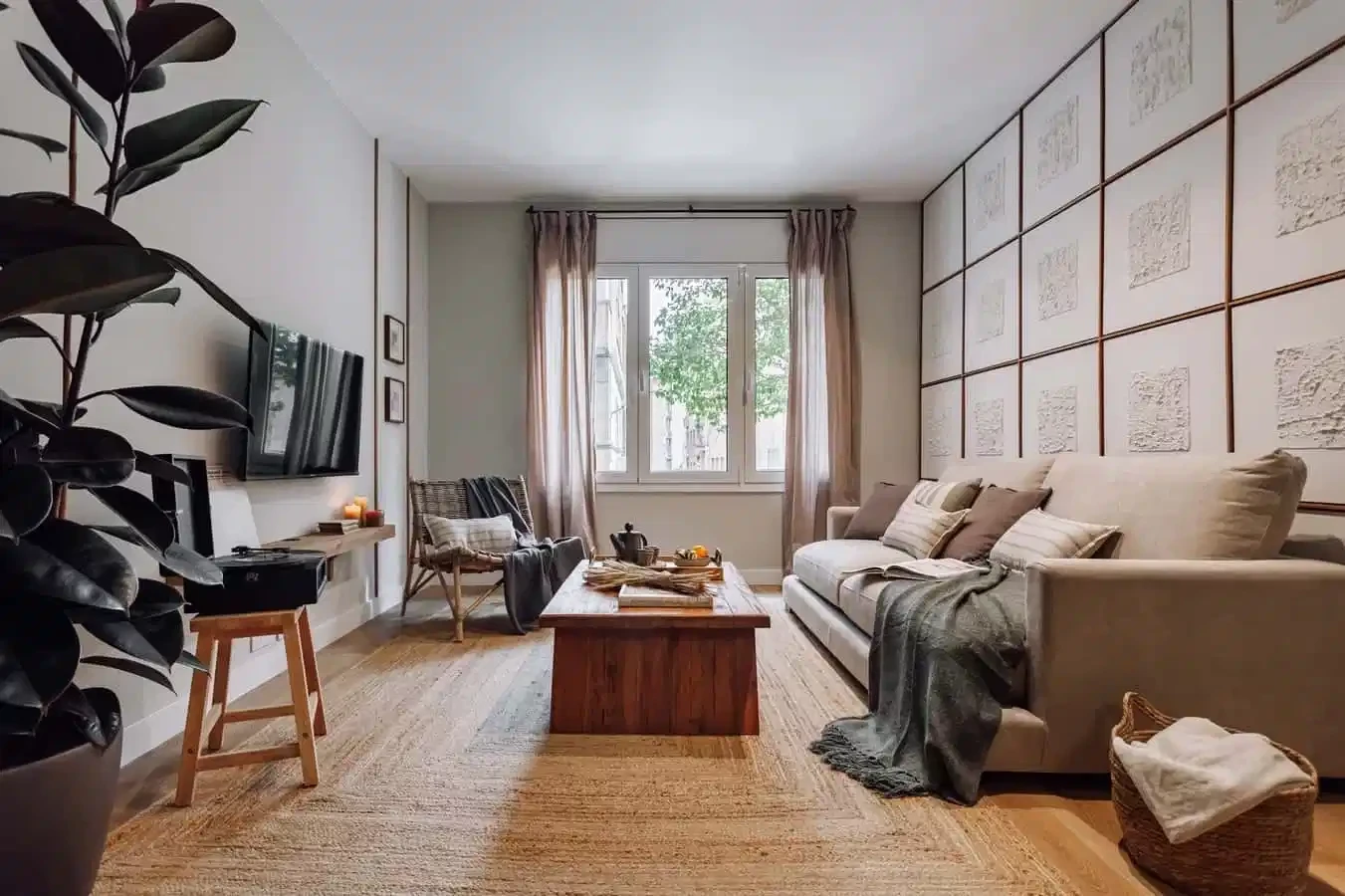Property resident preview 4