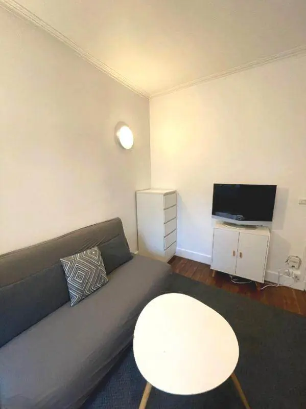 PARIS 9e·36m²·F2·Appartement·With furniture