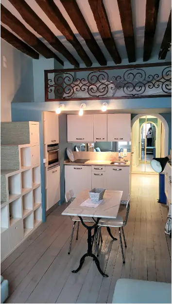 PARIS 6e·24m²·F1·Studio·With furniture