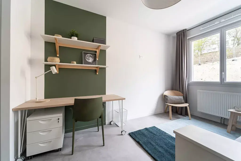 Property resident preview 4