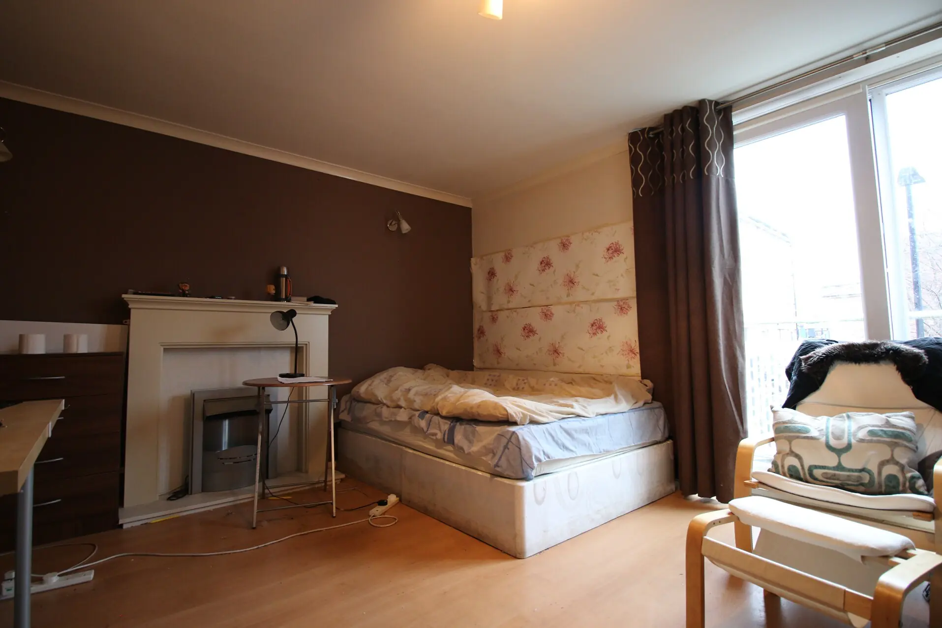 3 Rooms view 1