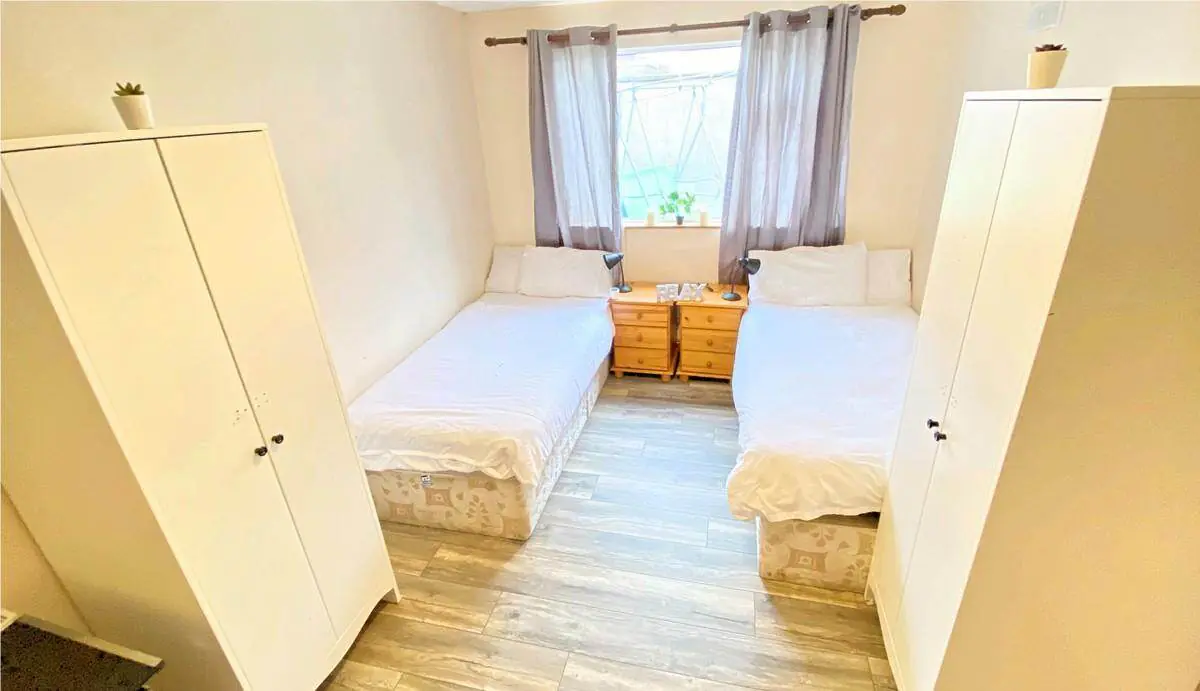 Ensuite Rooms view 1