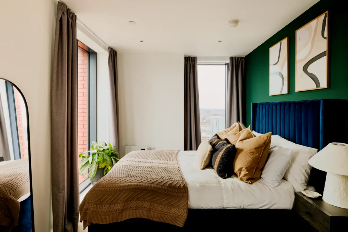 Three Rooms view 4