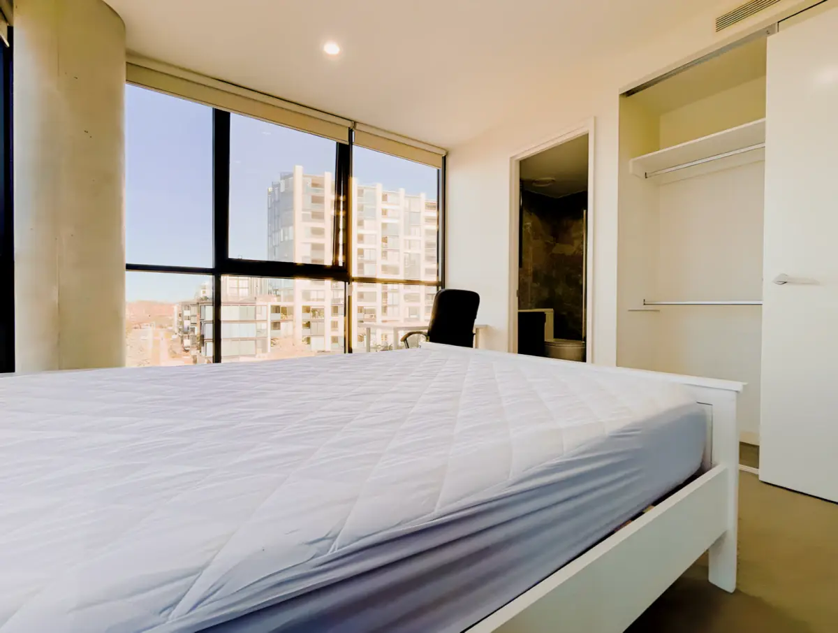 45 Ainslie Ave