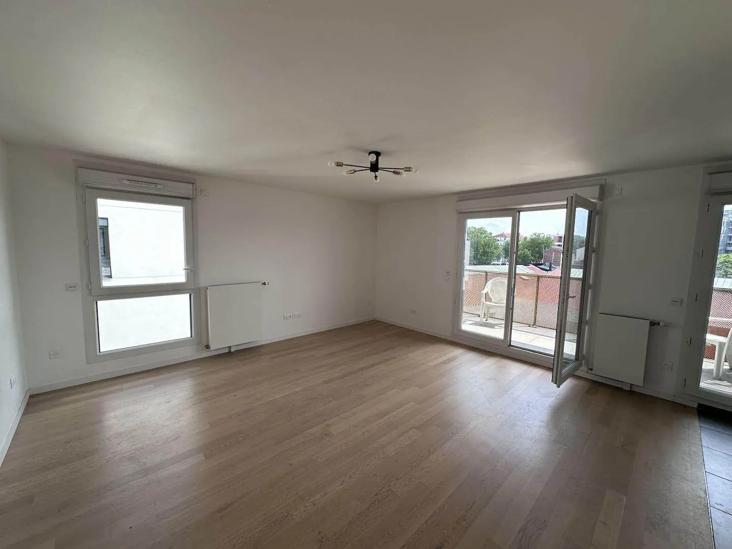 Bagneux 92e·87m²·F3·AppartementNo furniture