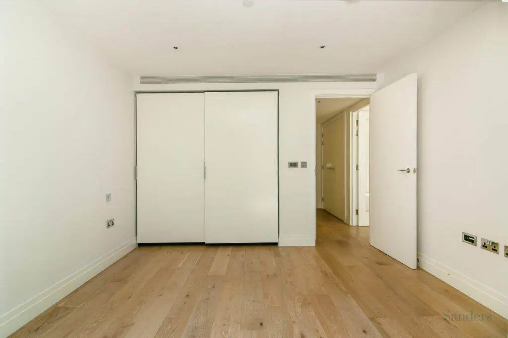 1 Rooms view 1
