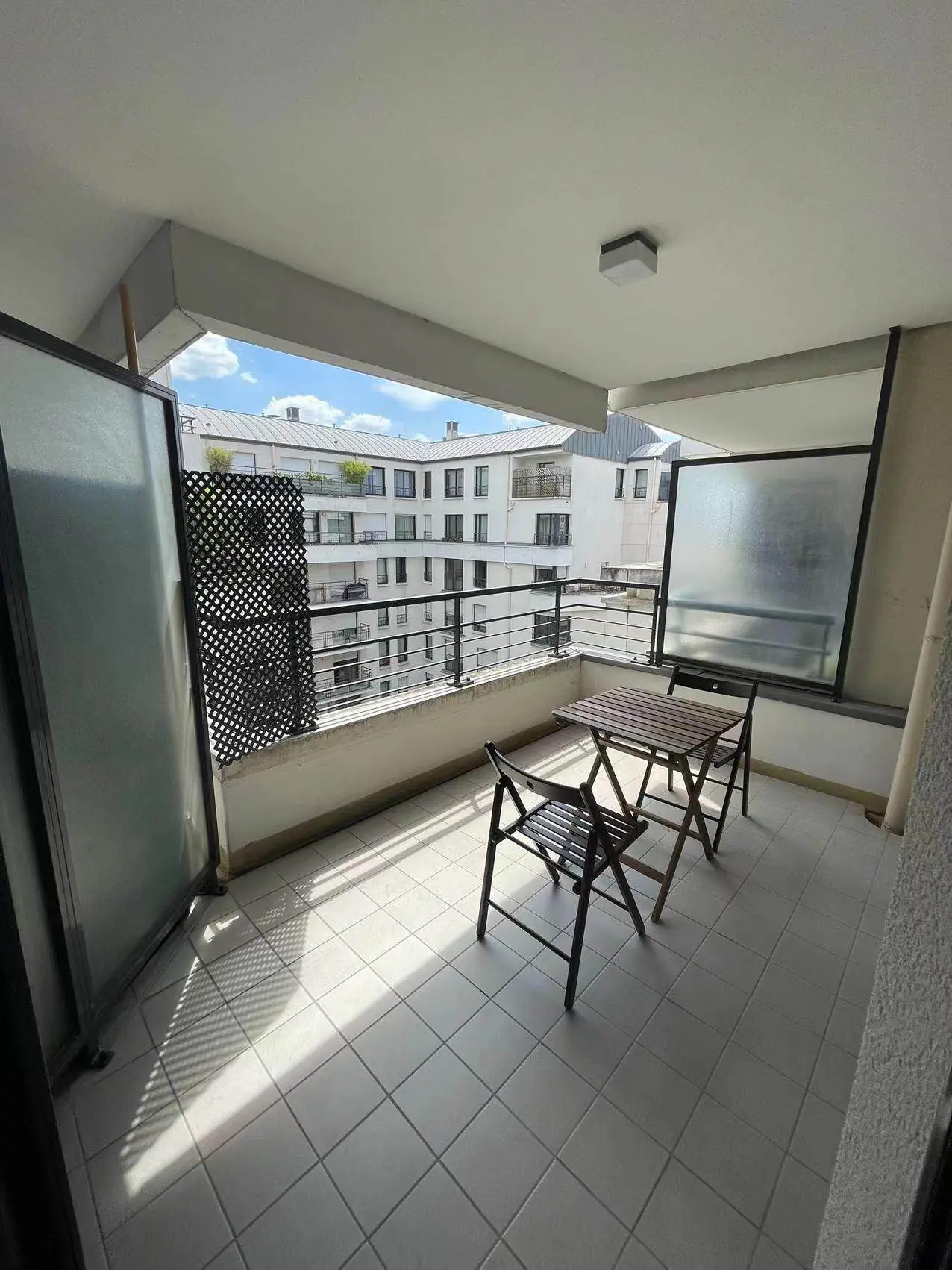 Issy-les-Moulineaux 92e·45m²·F2·Appartement·With furniture