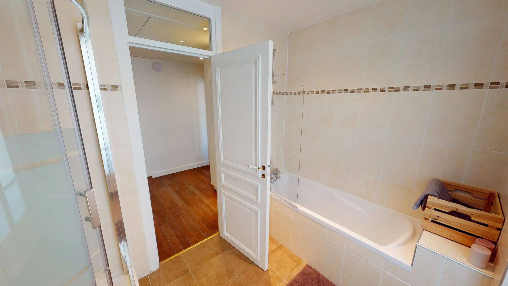 Ensuite Rooms view 1