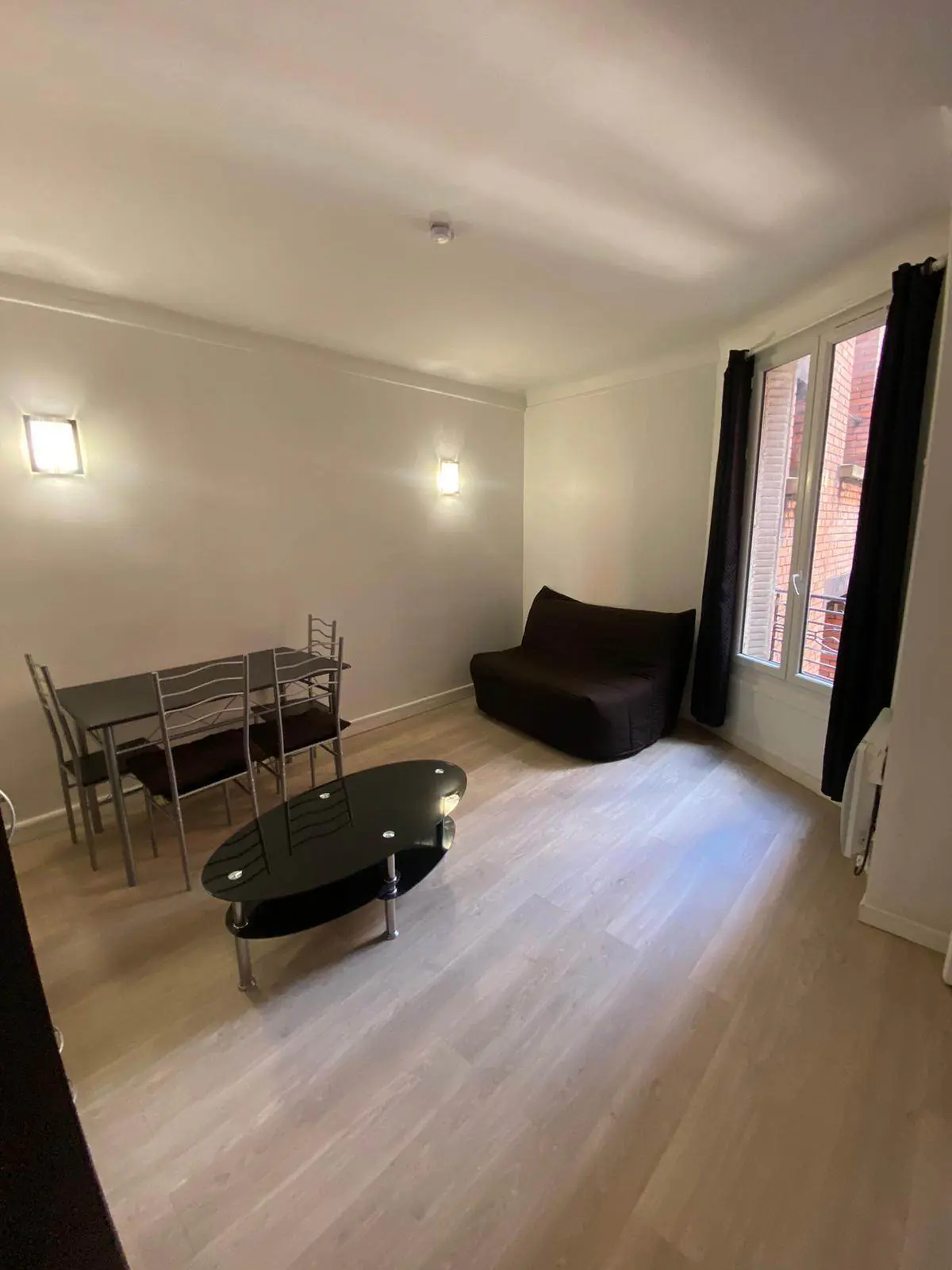 PARIS 20e·20m²·F1·Studio·With furniture