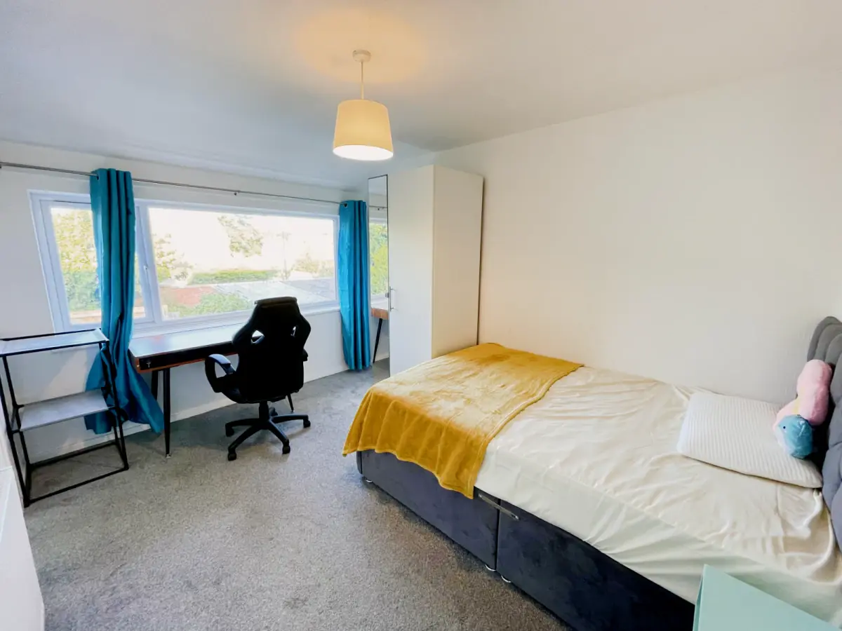Property resident preview 6