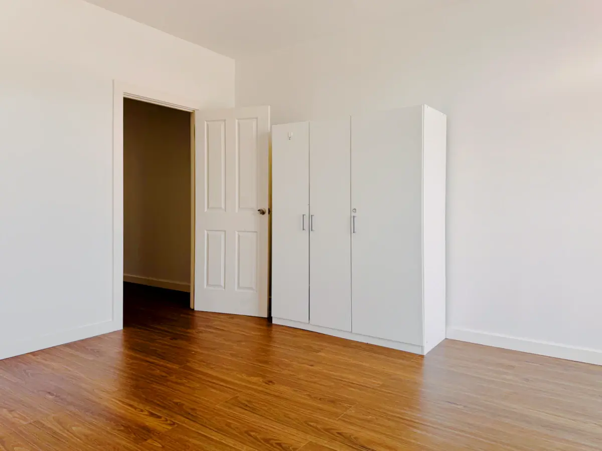3 Rooms view 3