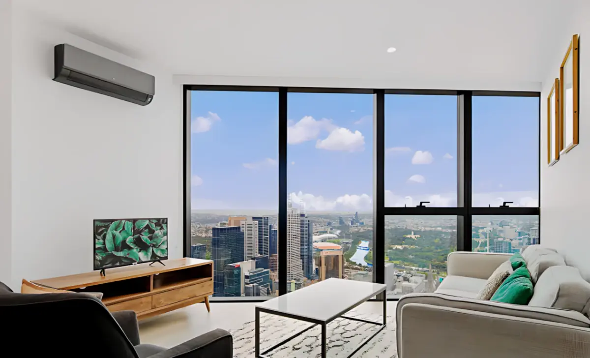 2 Rooms view 1
