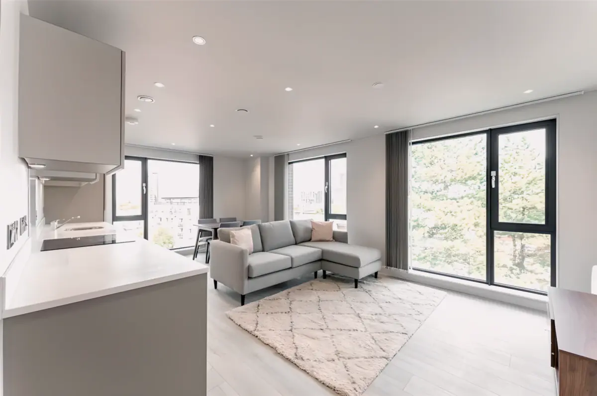 2 Rooms view 1