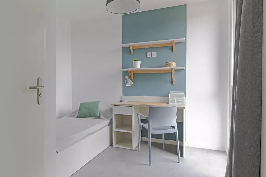 Property resident preview 4