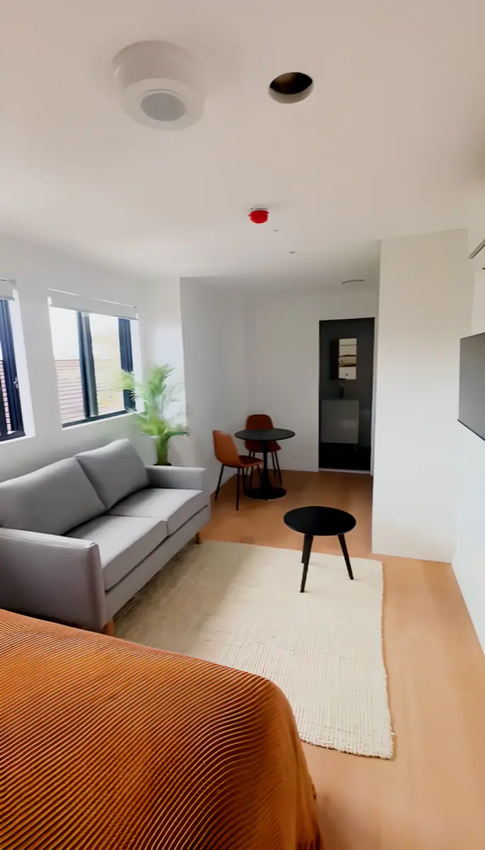 Property resident preview 4