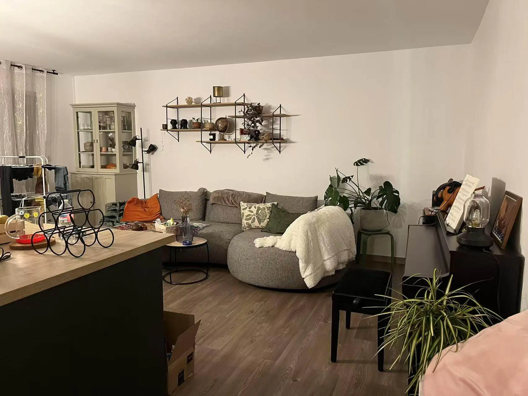 Issy-les-Moulineaux 92e·62m²·F3·Appartement·With furniture