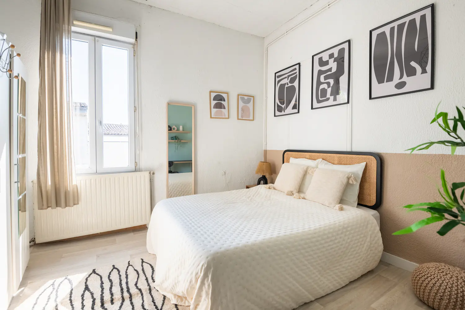 3BR/1BA Rooms view 1