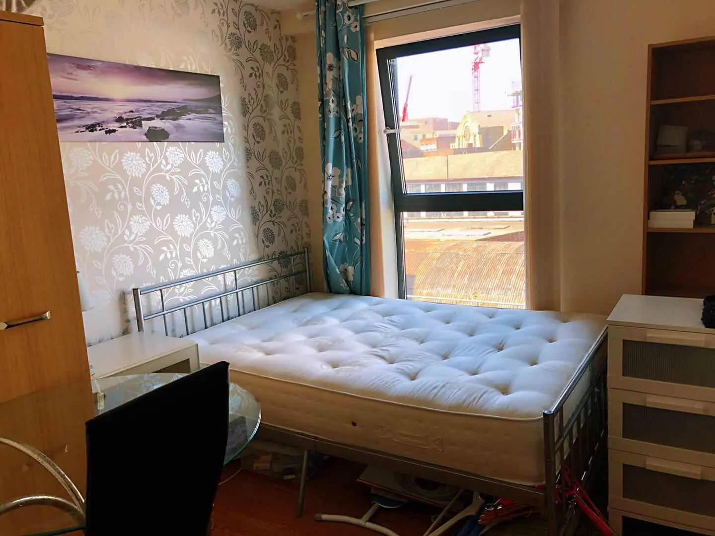 2 Rooms view 1