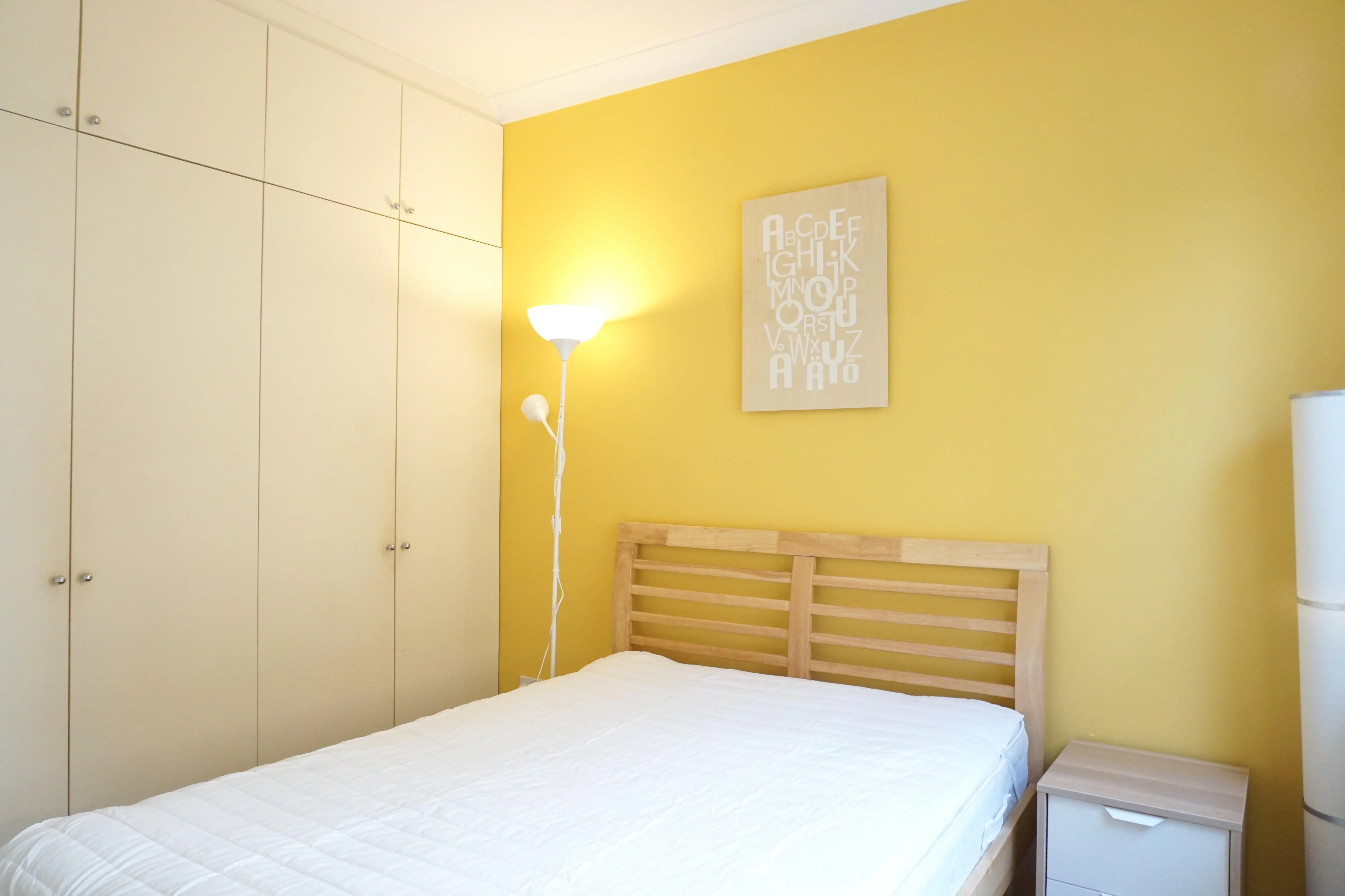 2 Rooms view 1