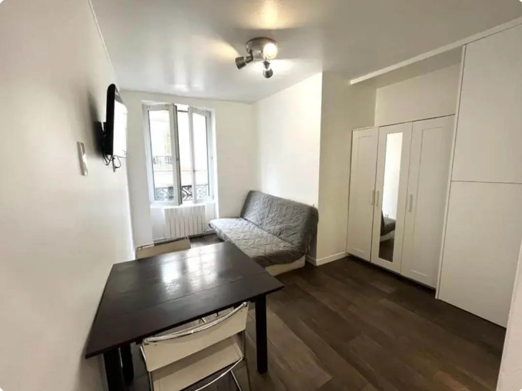 PARIS 2e·19m²·F1·Studio·With furniture