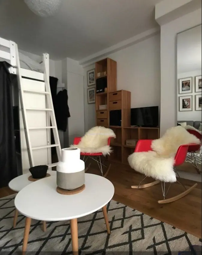 PARIS 6e·21m²·F1·Studio·With furniture