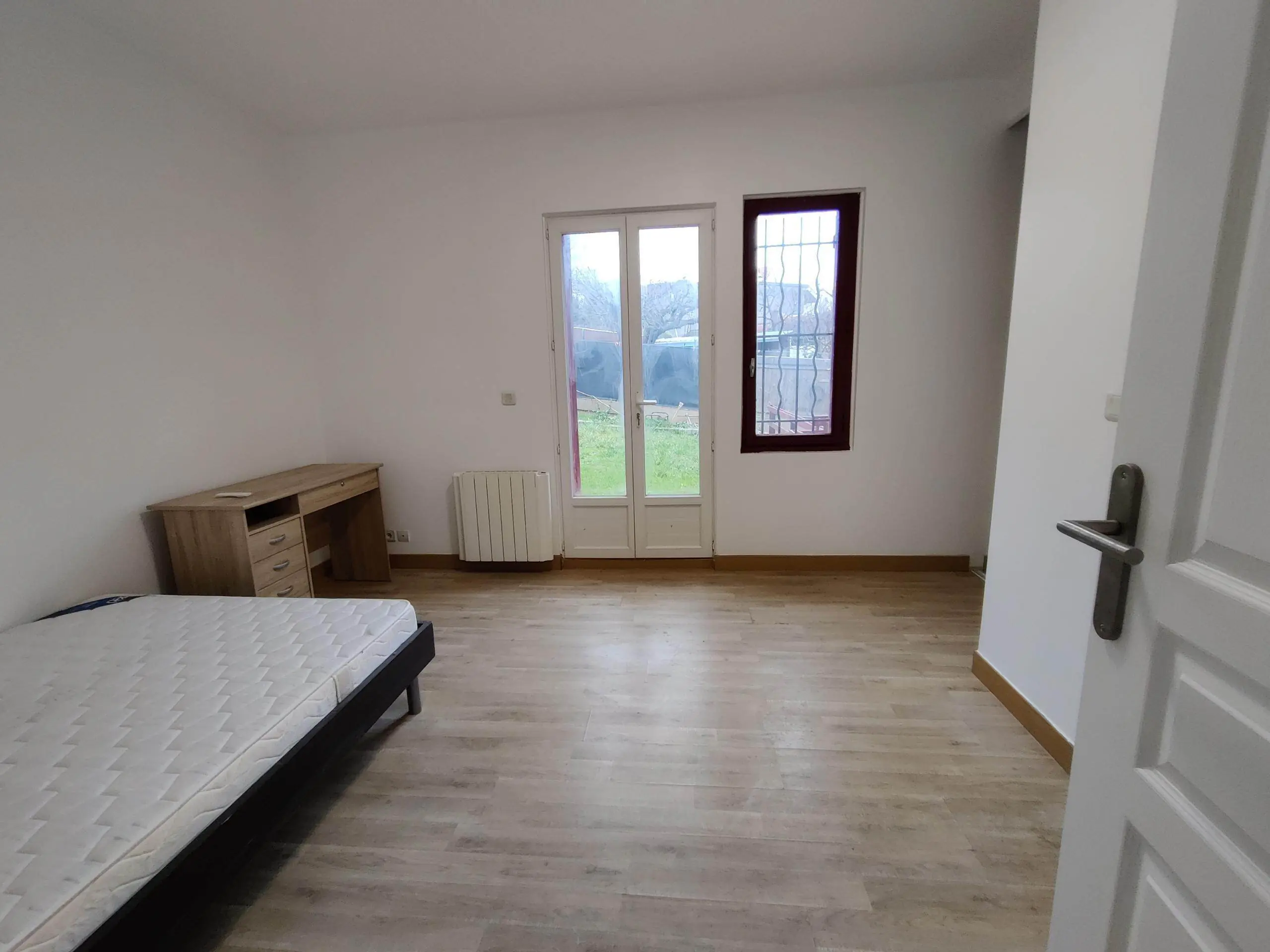 Vitry-sur-Seine 94e·1m²·F1·Studio·With furniture