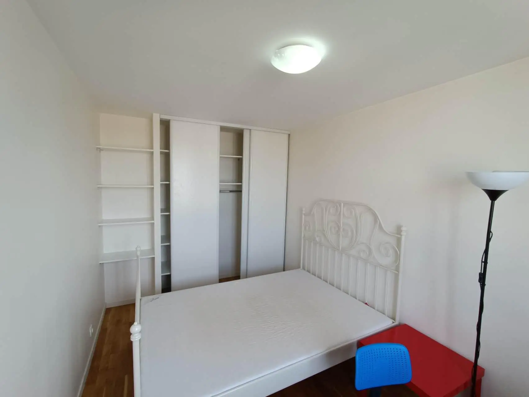 Ivry-sur-Seine 94e·11m²·F1·Une chambre （Colocation）·With furniture