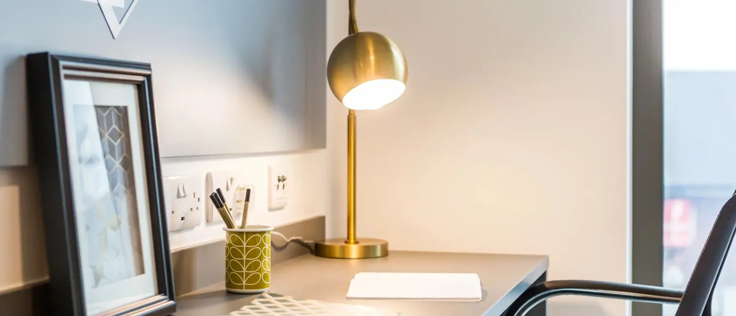 Bronze Studio 2 46 3