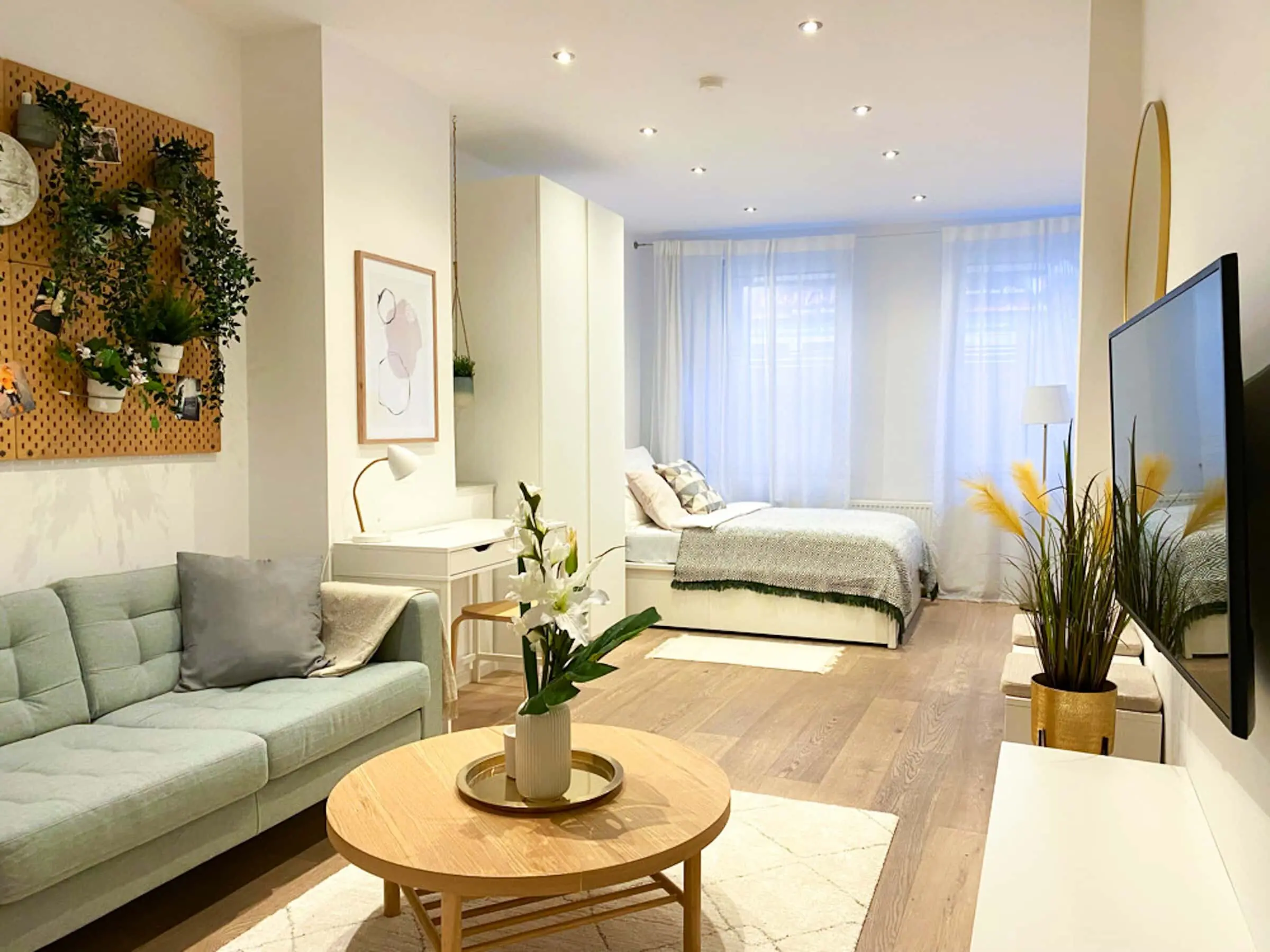 Property resident preview 7