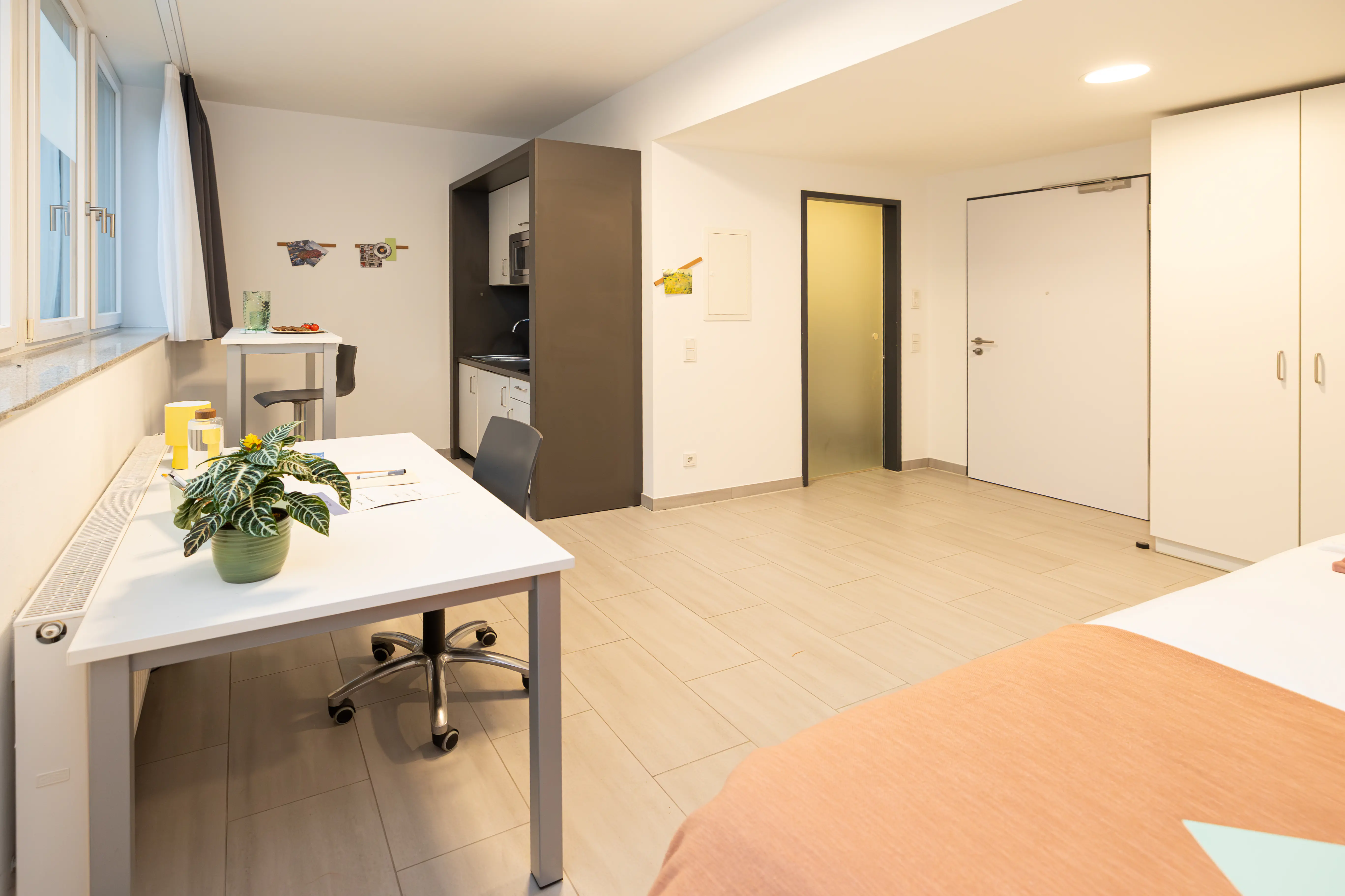 Studio Rooms view 3