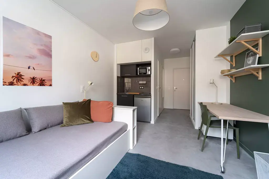 Property resident preview 5