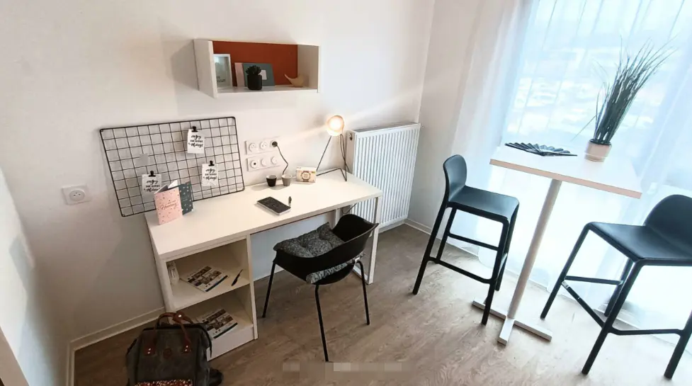 T1 Rooms view 1
