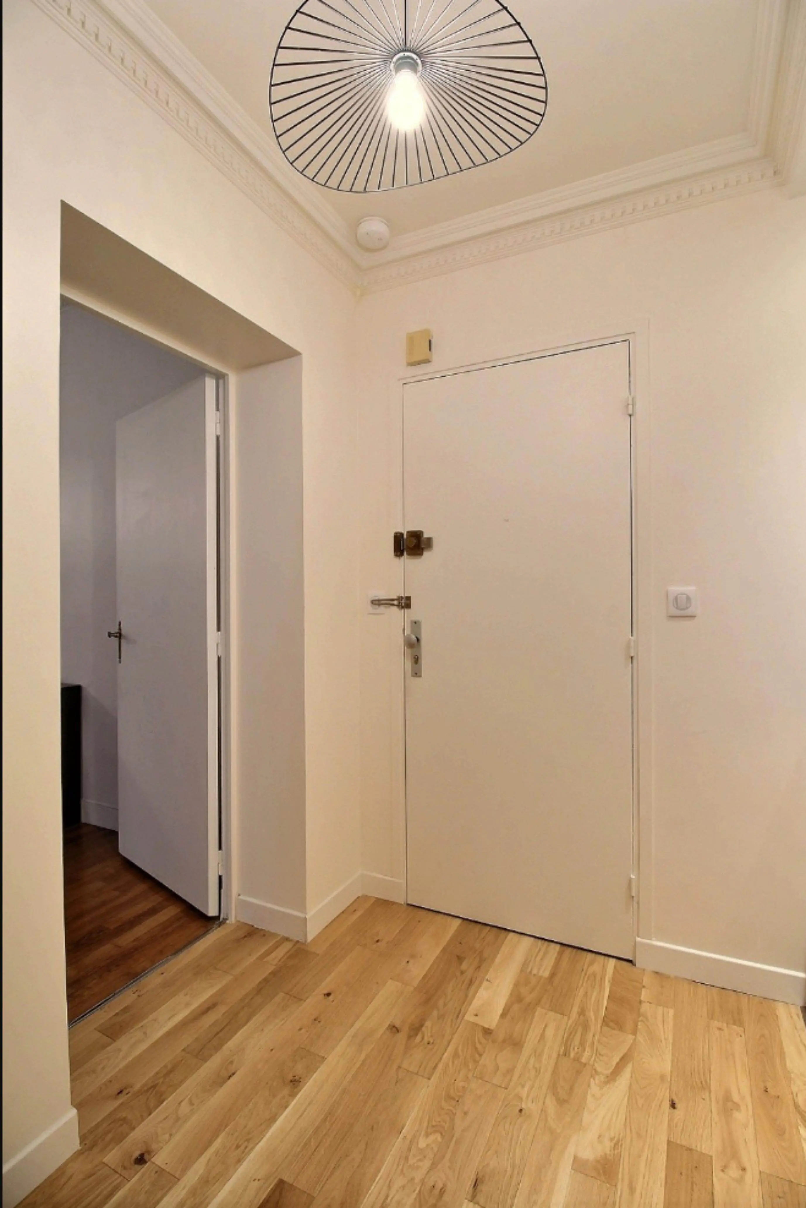 studio in 8th arrondissement, Paris