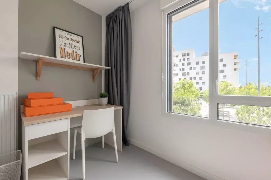 Property resident preview 3
