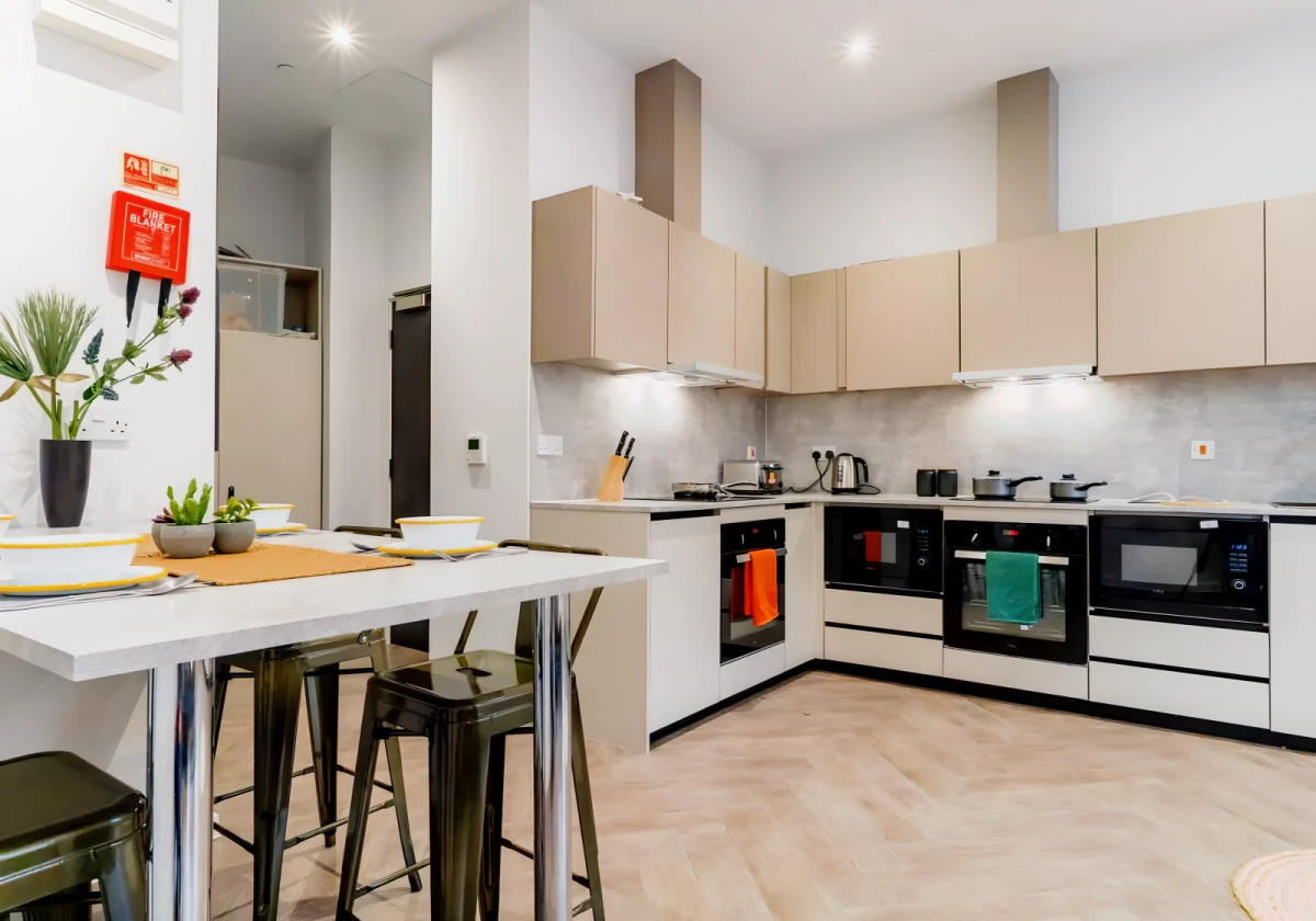 iQ Vega, London SW8 1RZ