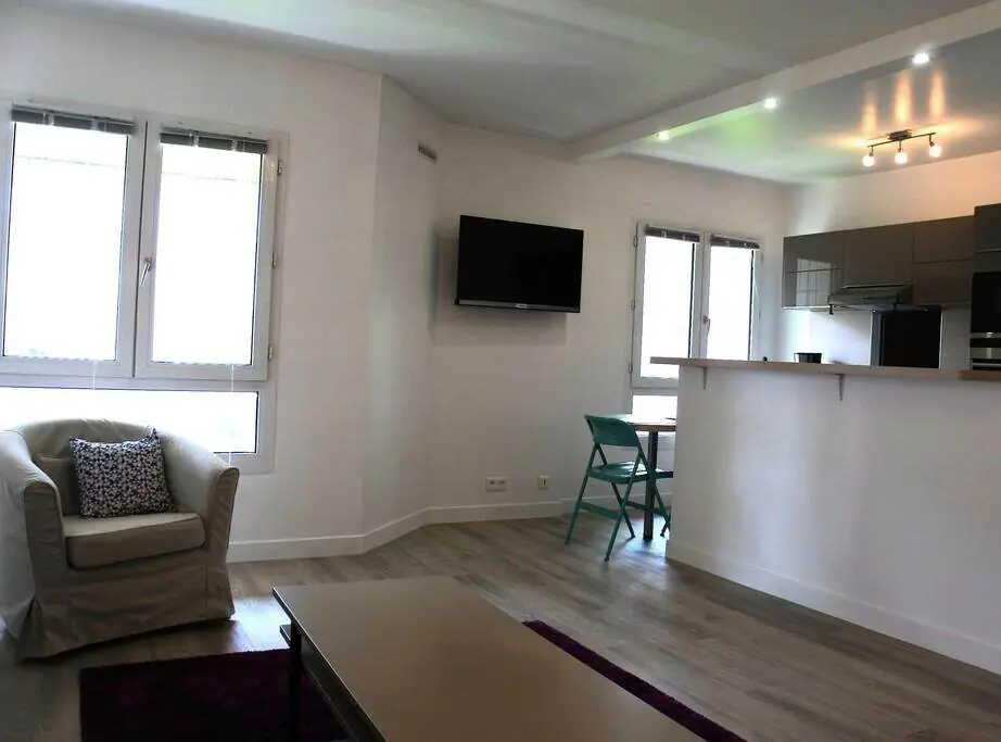 Courbevoie 92e·49m²·F2·Appartement·With furniture