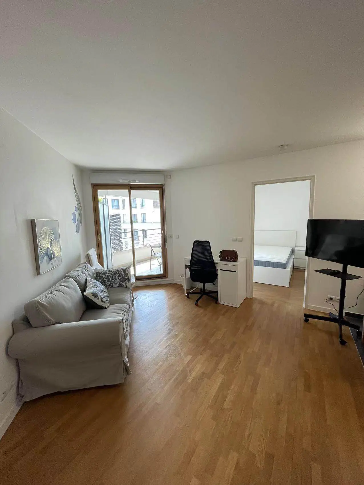 1 Rooms view 1