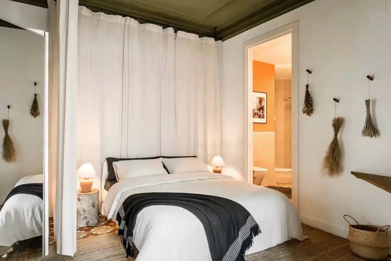 #160254: 1 Bed 2 Bath (Carrer D'Enric Granados) - Bedroom