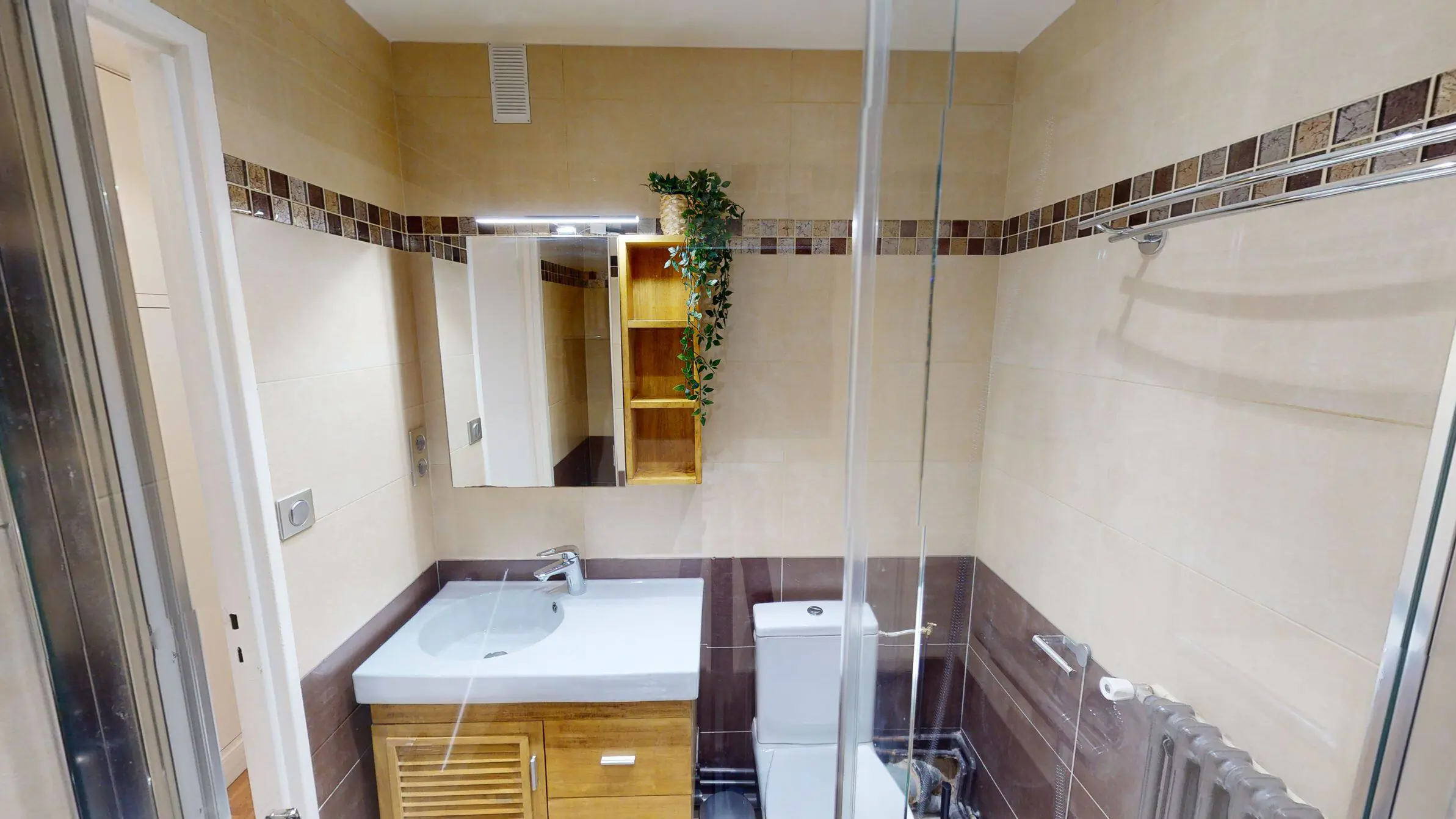 Ensuite Rooms view 1