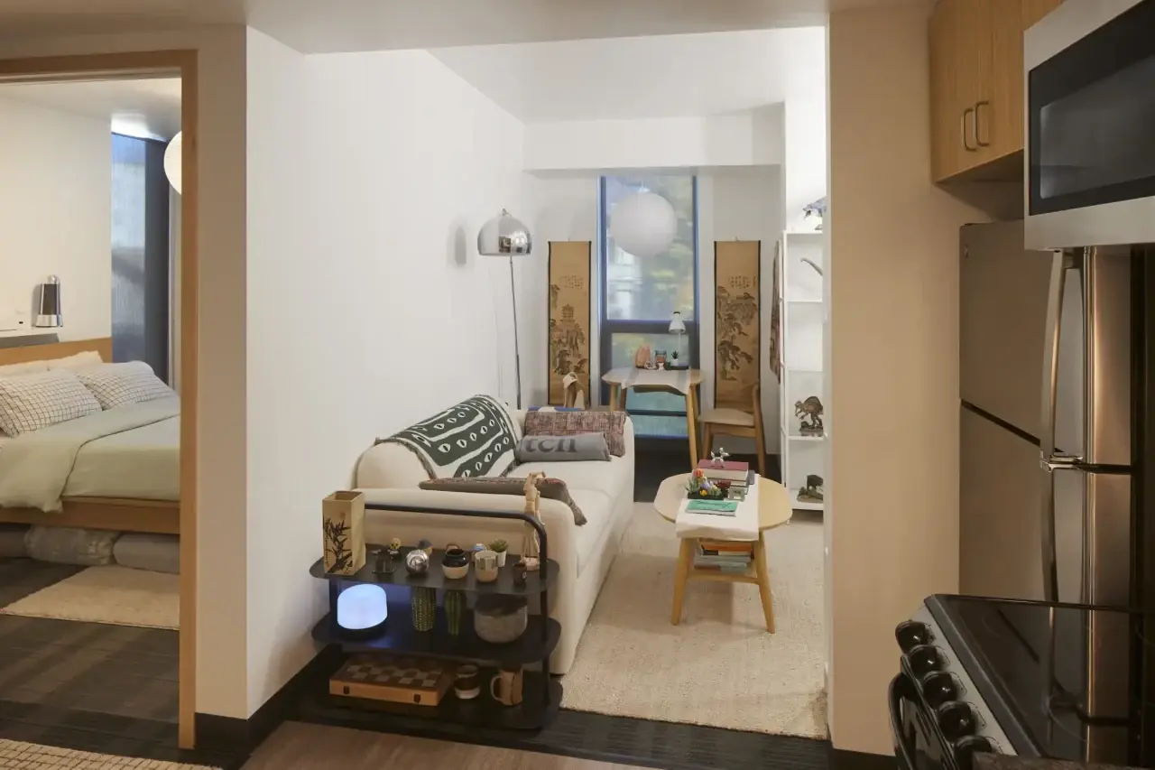 1x1 Rooms view 4