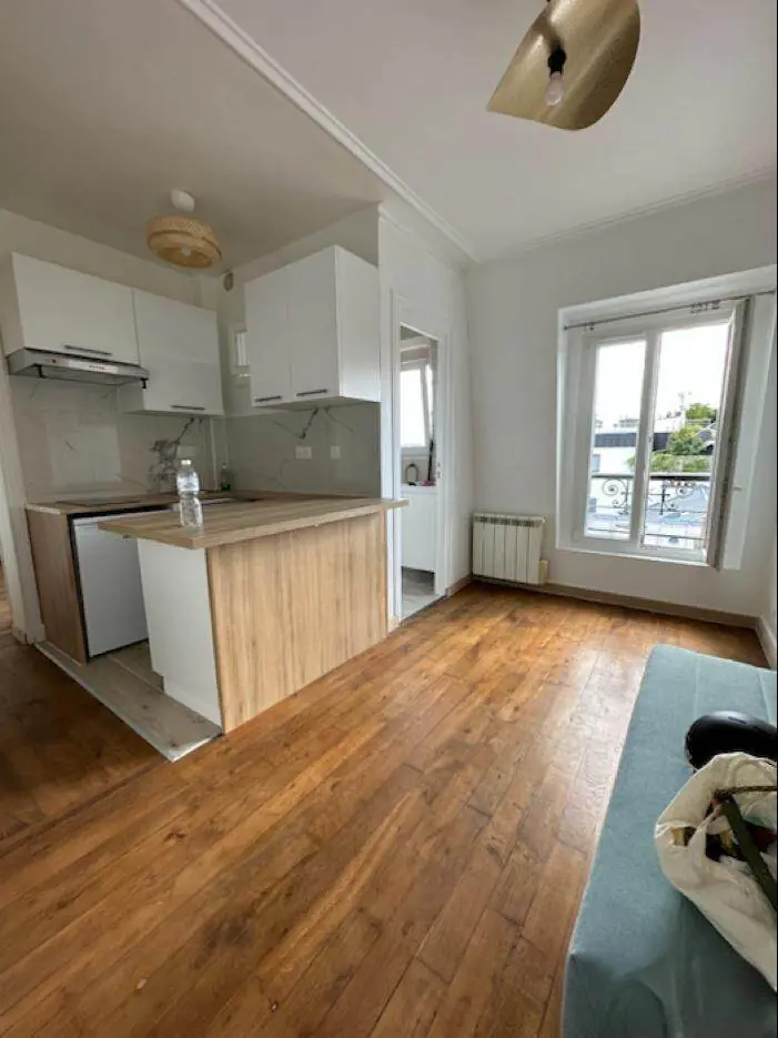 PARIS 17e·29m²·F2·Appartement·With furniture