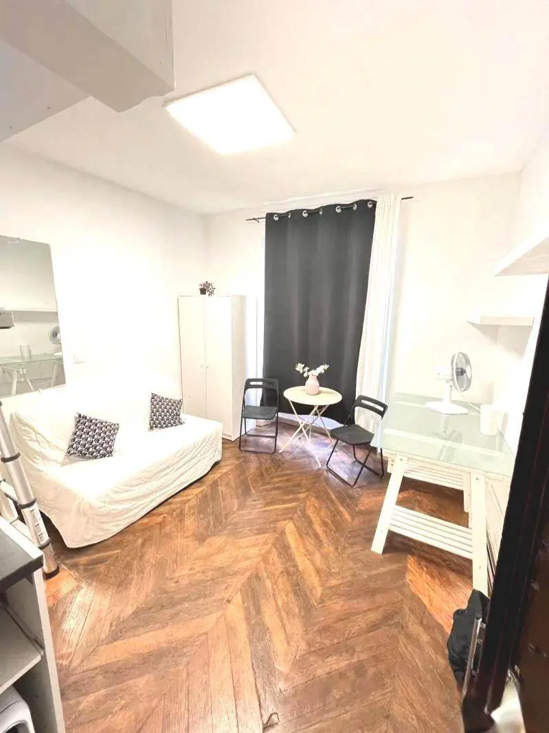 PARIS 9e·14m²·F1·Studio·With furniture