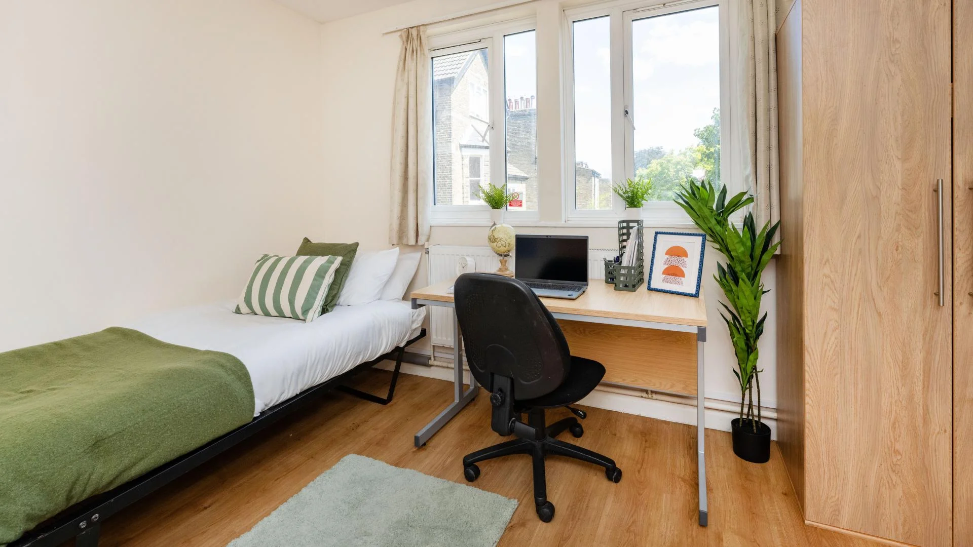 Studio Rooms view 2