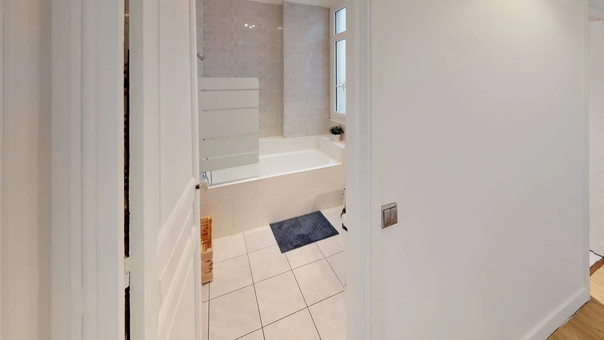 Ensuite Rooms view 1
